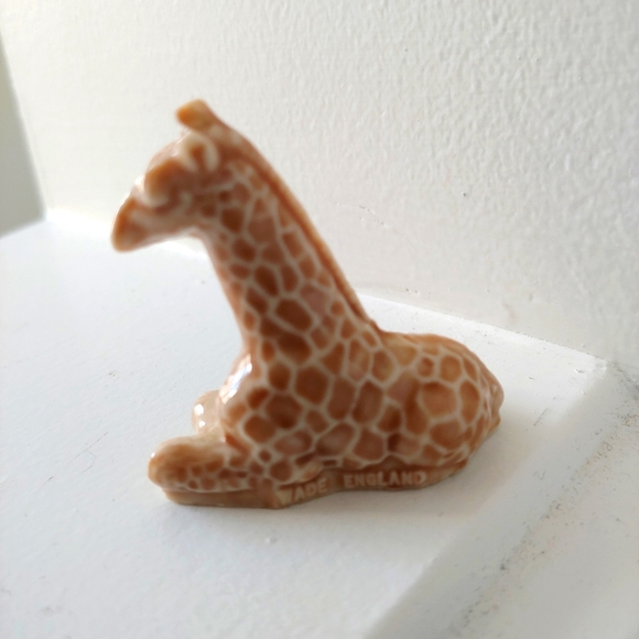 Vintage Wade Whimsie Miniature Giraffe - Picture 2 of 4